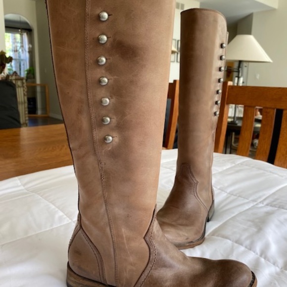 Lucchese Boots - Picture 2 of 4